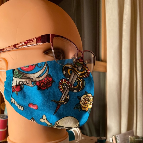 Mask - Picture 2 of 3